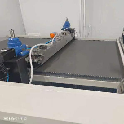 Beheersbare laagvolume Precision Slit Coating Productielijn Voor PET-film