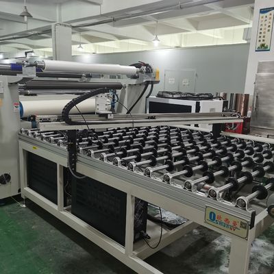 Hoge efficiëntie rimpelvrije, gemakkelijk te bedienen, hogesnelheidsfilmlamineermachine
