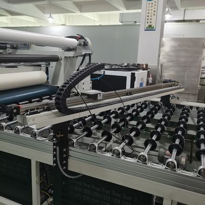 Hoge efficiëntie rimpelvrije, gemakkelijk te bedienen, hogesnelheidsfilmlamineermachine