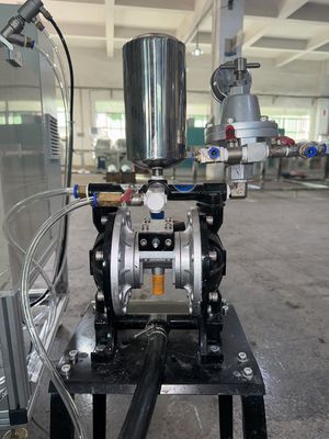 Geautomatiseerd Sproei-coatingsysteem voor gevormde pulp. Precieze interne coating.