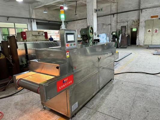 Modulair op de transportband gemonteerd UV-C sterilisatiemodule voor transparante voedselverpakkingslijnen