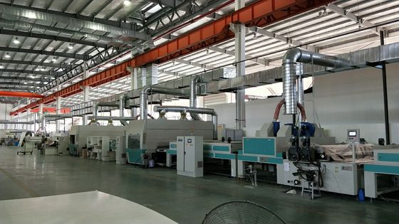 Automatische Uvcoater Machine, W1300mm-de Productielijn van de Nevelverf