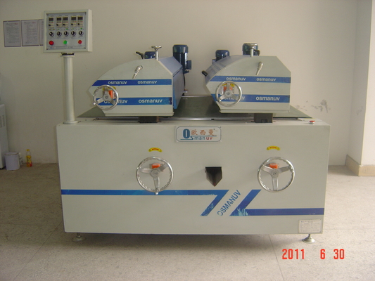 Industriële spuitcoatingsapparatuur Rollerdiameter 200-400 mm Maximale coatingsdikte 0,2-3 mm