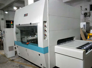 High-Speed Spray Coating Machine AC220V/50HZ Stroomvoorziening 0-3m/min Snelheid