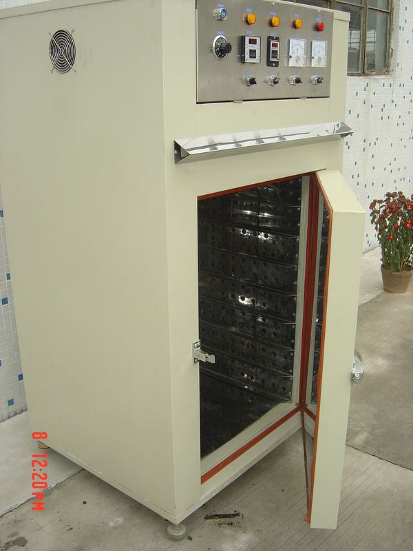 220V 50Hz constante temperatuuroven met LED-digitaal display 2,0°C/min koeling