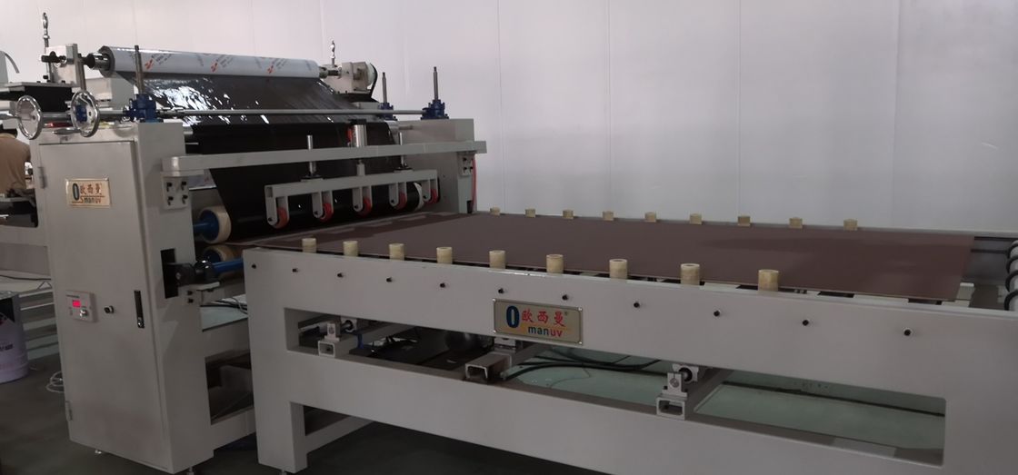 2m filmlamineermachine, witte PE-schuimplaat lamineermachine voor glas, staalplaat, acryl