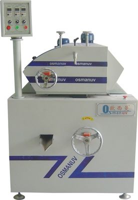 Voor de oppervlaktebehandeling van hout of kunststof of metaal