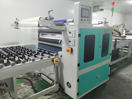 1.5KW Film Laminatie Machine 850mm Hoogte 300mm Minimale lengte voor plastic, acryl, plaat, plaat, glas