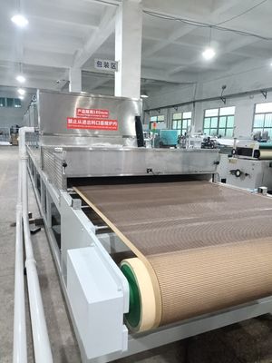 Productielijn voor het drogen van op water gebaseerde verf in de microgolven