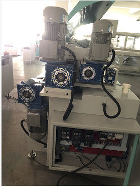 Stroomvoorziening AC220V/50HZ en 0-1000ml/min Sproeivolume voor sproeicoatingapparatuur